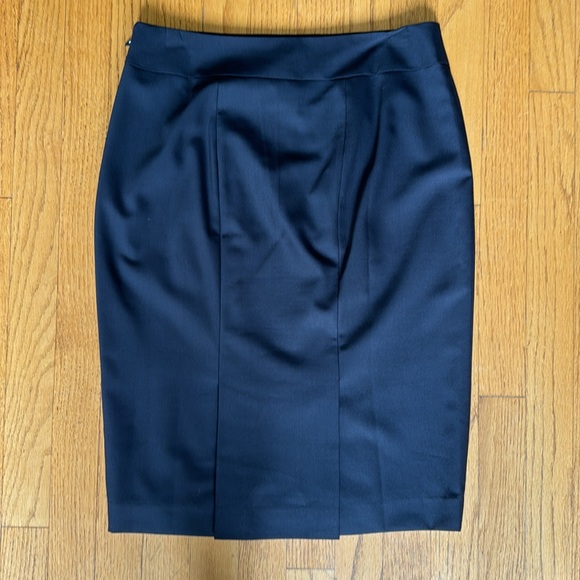 Ann Taylor Black Pencil Skirt - Wool/Polyester Blend - Picture 6 of 6